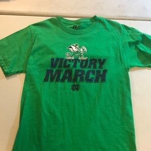Men’s Notre Dame T-shirt. Medium.